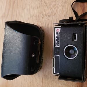 Instamatic camera 104